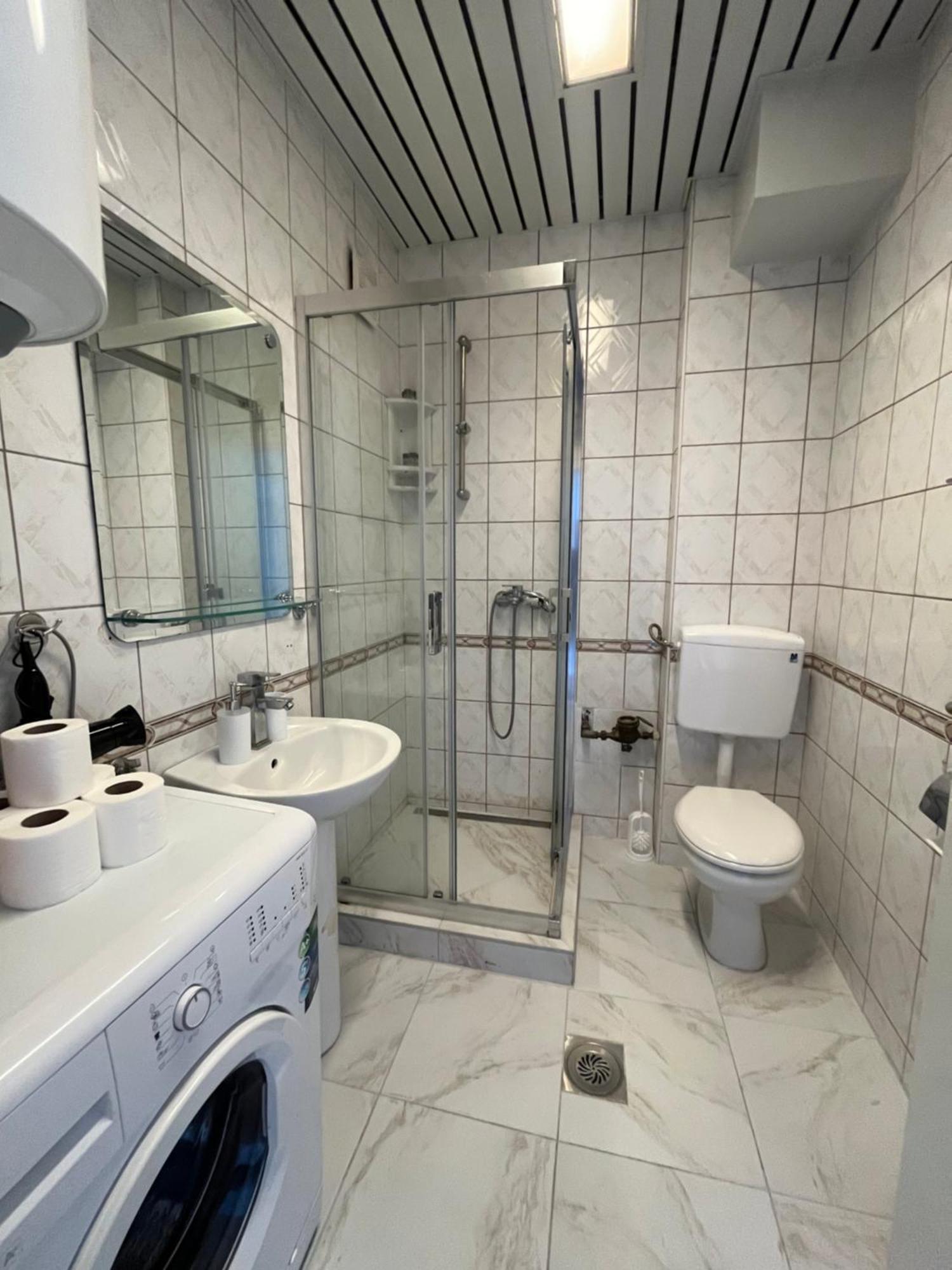 Central M - 5 Apartments سكوبجي المظهر الخارجي الصورة
