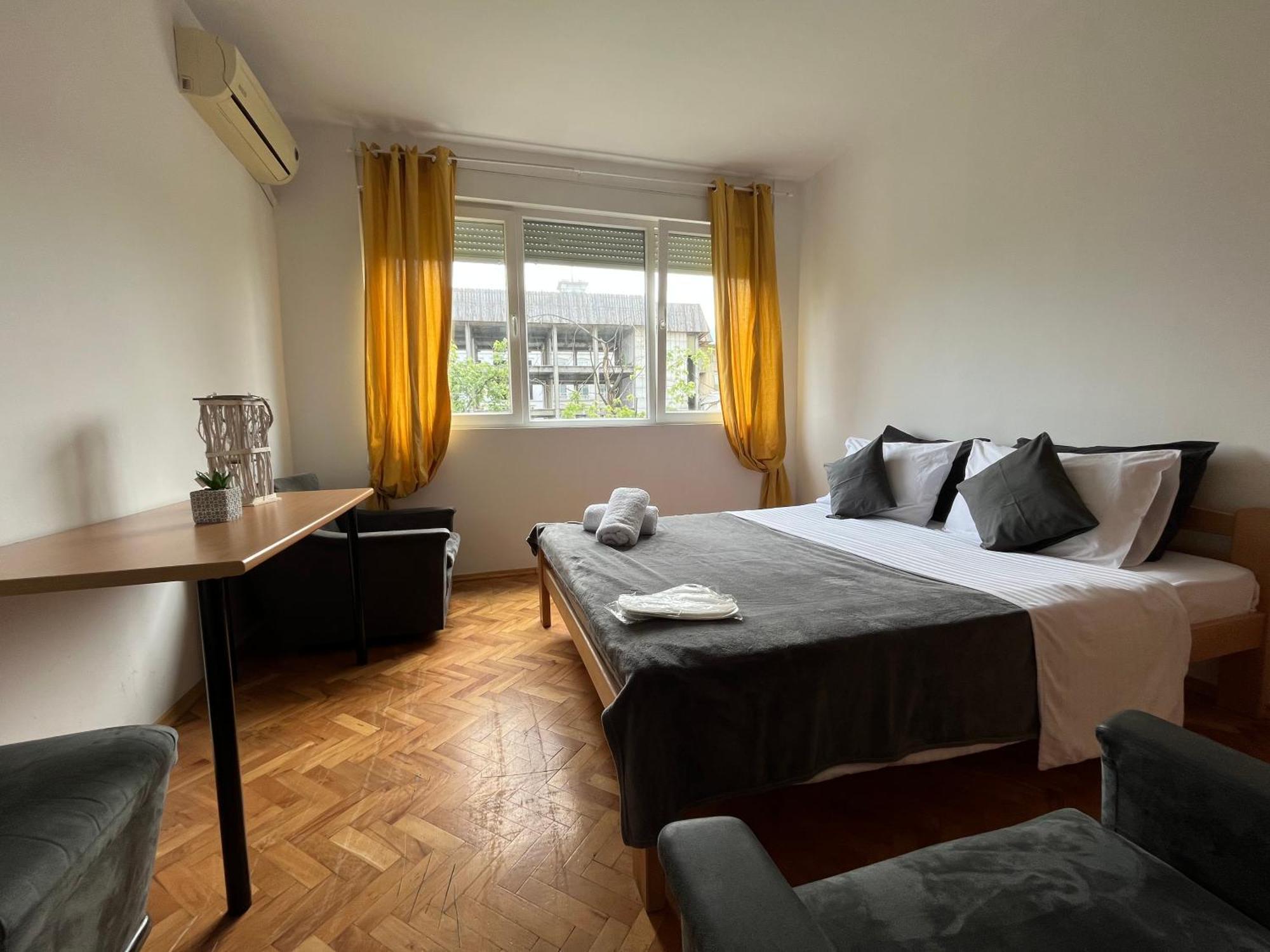 Central M - 5 Apartments سكوبجي المظهر الخارجي الصورة