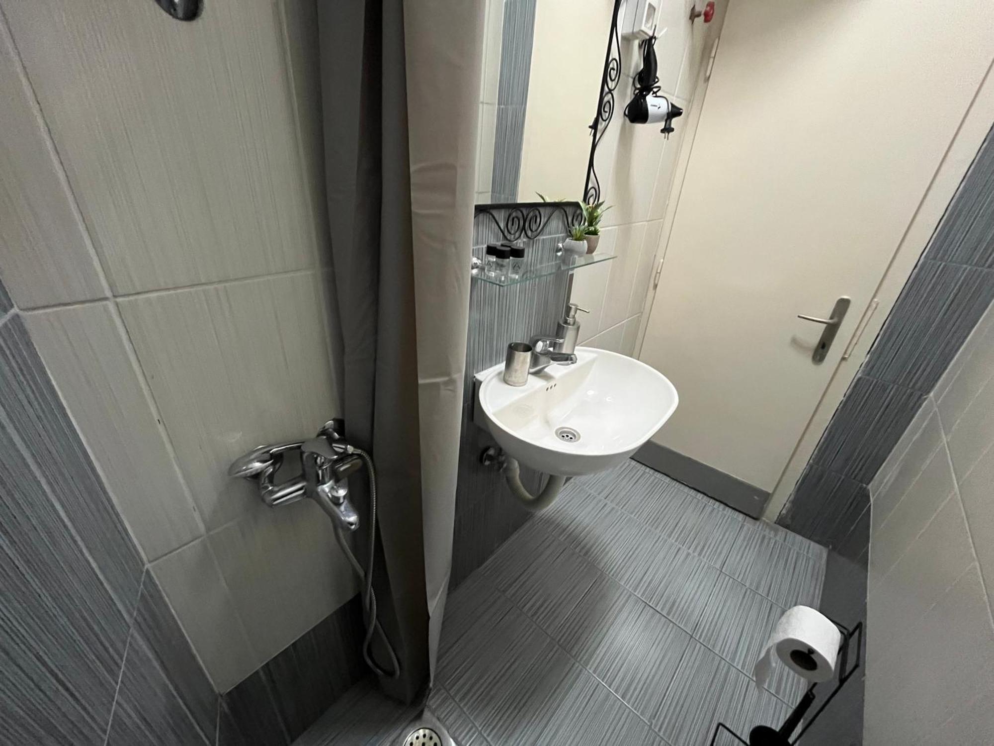 Central M - 5 Apartments سكوبجي الغرفة الصورة