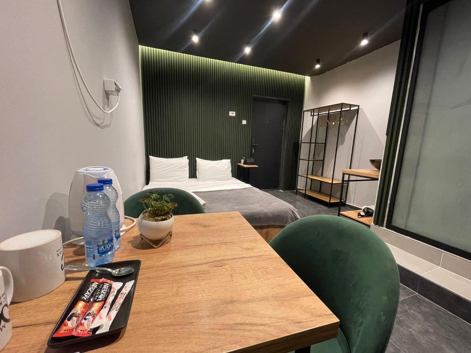 Central M - 5 Apartments سكوبجي المظهر الخارجي الصورة